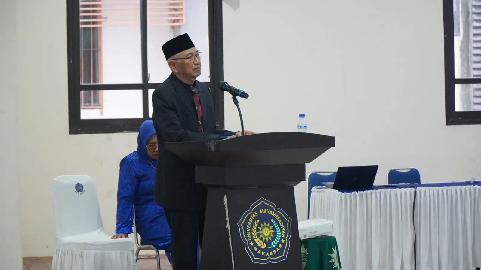 Bahas Implementasi Manajemen Pendidikan Islam dalam Peningkatan Mutu Pembelajaran di Unismuh Makassar, Arfah Bas'ha Raih Gelar Doktor